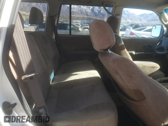 ✅ 2003 Mitsubishi Montero Sport XLS • VIN: JA4MT31R83J038141 • Lot: 81931994. Wystawiony na Copart z przebiegiem 206 700 mil. Bezpłatny archiwum sprzedaży aukcyjnych z USA i szczegółowy raport historii pojazdu na DreamBid. Zdjęcie 11.