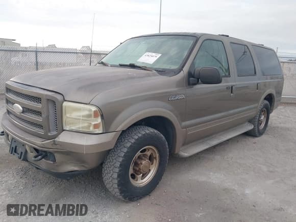 ✅ 2005 Ford Excursion Eddie Bauer • VIN: 1FMNU44L85EB52622 • Лот: 43825079. Опубликован ранее на IAAI с пробегом 226 490 миль. Бесплатный доступ к архиву аукционных продаж из США и подробный отчёт об истории автомобиля на DreamBid. Изображение 17.