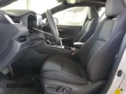 ✅ 2025 Toyota RAV4 Hybrid SE • VIN: JTM16RFV0SD573275 • Лот: 62173985. Опубликован ранее на Copart с пробегом 8 754 миль. Бесплатный доступ к архиву аукционных продаж из США и подробный отчёт об истории автомобиля на DreamBid. Изображение 7.