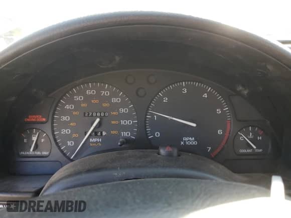 1998 Saturn SL z VIN 1G8ZF5287WZ120978, wystawiony jako Copart lot #43070995 z przebiegiem 279 889 mil mil oraz Szkoda całkowita • Salvage title. Historia ofert i sprzedaży dostępna na DreamBid. Obrazek 9.