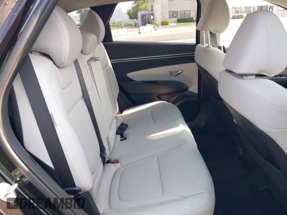 2024 Hyundai Tucson Limited with VIN KM8JECD17RU228735, listed as a IAAI auction lot 42732078 with 7,881 mi miles and . Bid and sale history available at DreamBid. Image 8.