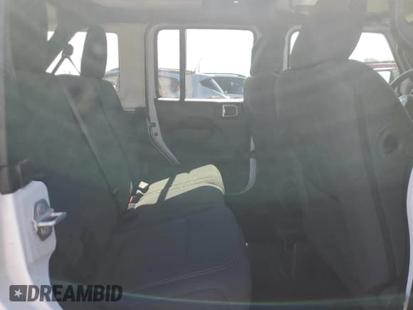 ✅ 2024 Jeep Wrangler Sport S • VIN: 1C4PJXDG4RW243882 • Lot: 80692655. Listed on Copart with 30,822 mi. Free auction sales archive from the USA and detailed vehicle history report at DreamBid. Image 11.