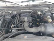 ✅ 2003 Ford F-150 XL • VIN: 1FTRF17213NA24172 • Lot: 43083304. Wystawiony na IAAI z przebiegiem 275 030 mil. Bezpłatny archiwum sprzedaży aukcyjnych z USA i szczegółowy raport historii pojazdu na DreamBid. Zdjęcie 10.