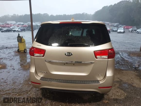✅ 2017 Kia Sedona LX • VIN: KNDMB5C14H6225446 • Лот: 43545460. Опубликован ранее на IAAI с пробегом 160 767 миль. Бесплатный доступ к архиву аукционных продаж из США и подробный отчёт об истории автомобиля на DreamBid. Изображение 16.