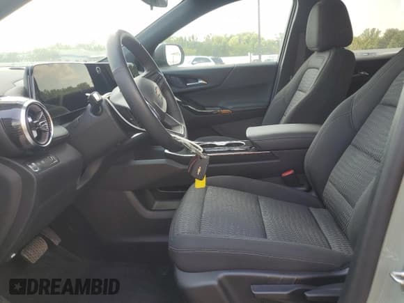 ✅ 2025 Chevrolet Equinox FWD LT • VIN: 3GNAXHEG9SL197476 • Lot: 67531565. Listed on Copart with 4,636 mi. Free auction sales archive from the USA and detailed vehicle history report at DreamBid. Image 7.