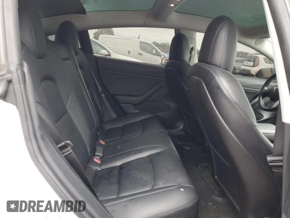 ✅ 2019 Tesla Model 3 Mid Range • VIN: 5YJ3E1EA9KF397198 • Лот: 80166795. Опубликован ранее на Copart с пробегом 66 917 миль. Бесплатный доступ к архиву аукционных продаж из США и подробный отчёт об истории автомобиля на DreamBid. Изображение 10.