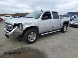 ✅ 2013 Chevrolet Silverado 1500 LT • VIN: 3GCPKSE76DG195730 • Lot: 90147425. Listed on Copart with 197,765 mi. Free auction sales archive from the USA and detailed vehicle history report at DreamBid. Image 1.