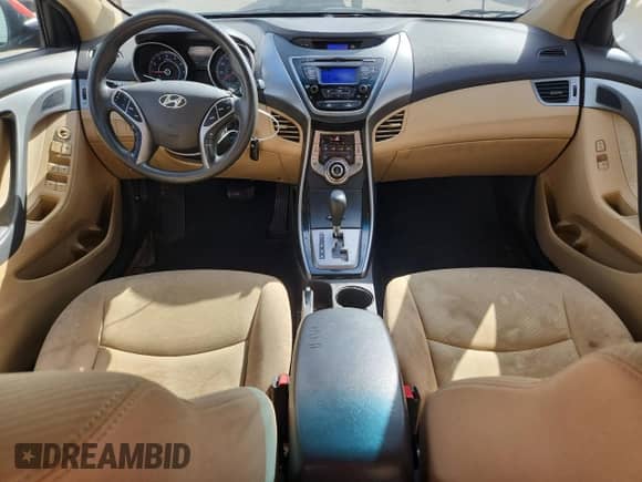 2013 Hyundai Elantra GLS с VIN KMHDH4AE6DU811730, выставлен на аукционе Copart как лот 84952415 с пробегом 231 806 миль миль и Списание • Salvage title. История ставок и продаж доступна на DreamBid. Изображение 8.