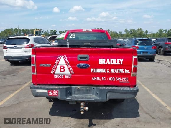 ✅ 2014 Ford F-150 XL • VIN: 1FTMF1CM4EKD56676 • Lot: 43208650. Listed on IAAI with 176,104 mi. Free auction sales archive from the USA and detailed vehicle history report at DreamBid. Image 16.