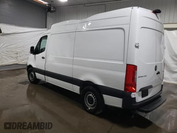 ✅ 2021 Mercedes-Benz Sprinter Cargo • VIN: W1Y4EBHY2MT057616 • Lot: 64847084. Listed on Copart with 88,142 mi. Free auction sales archive from the USA and detailed vehicle history report at DreamBid. Image 2.