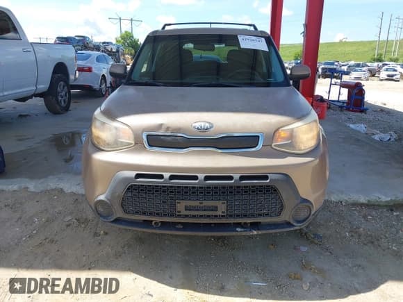 ✅ 2014 Kia Soul • VIN: KNDJN2A24E7094724 • Lot: 42926547. Listed on IAAI with 118,706 mi. Free auction sales archive from the USA and detailed vehicle history report at DreamBid. Image 12.