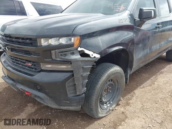 ✅ 2022 Chevrolet Silverado 1500 LT Trail Boss • VIN: 1GCPYFED3NZ194306 • Lot: 41906625. Wystawiony na IAAI z przebiegiem Nie podano. Bezpłatny archiwum sprzedaży aukcyjnych z USA i szczegółowy raport historii pojazdu na DreamBid. Zdjęcie 6.