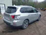 ✅ 2019 Nissan Pathfinder S • VIN: 5N1DR2MMXKC639984 • Lot: 42173450. Listed on IAAI with 110,777 mi. Free auction sales archive from the USA and detailed vehicle history report at DreamBid. Image 4.