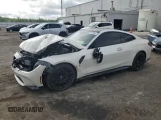 ✅ 2022 BMW M4 • VIN: WBS53AZ05NCH86997 • Lot: 65124395. Wystawiony na Copart z przebiegiem 69 657 mil. Bezpłatny archiwum sprzedaży aukcyjnych z USA i szczegółowy raport historii pojazdu na DreamBid. Zdjęcie 1.