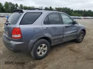 ✅ 2004 Kia Sorento LX • VIN: KNDJC733345233583 • Лот: 69924005. Опубликован ранее на Copart с пробегом 86 324 миль. Бесплатный доступ к архиву аукционных продаж из США и подробный отчёт об истории автомобиля на DreamBid. Изображение 3.