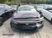 2018 Honda Accord Sport z VIN 1HGCV2E32JA046438, wystawiony jako Copart lot #81744945 z przebiegiem 119 307 mil mil oraz Szkoda całkowita • Salvage title. Historia ofert i sprzedaży dostępna na DreamBid. Obrazek 5.