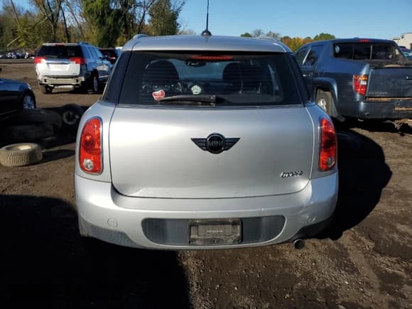 ✅ 2012 MINI Countryman • VIN: WMWZB3C53CWM04015 • Lot: 86524475. Listed on Copart with 103,008 mi. Free auction sales archive from the USA and detailed vehicle history report at DreamBid. Image 6.