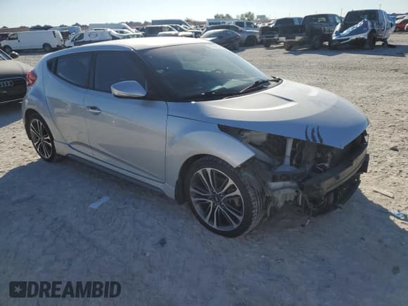 ✅ 2016 Hyundai Veloster Turbo • VIN: KMHTC6AE4GU299797 • Лот: 81756654. Опубликован ранее на Copart с пробегом 113 178 миль. Бесплатный доступ к архиву аукционных продаж из США и подробный отчёт об истории автомобиля на DreamBid. Изображение 4.