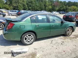 2003 Saturn ION ION 3 z VIN 1G8AL52F63Z127677, wystawiony jako Copart lot #70969184 z przebiegiem 154 537 mil mil oraz Szkoda całkowita • Salvage title. Historia ofert i sprzedaży dostępna na DreamBid. Obrazek 3.