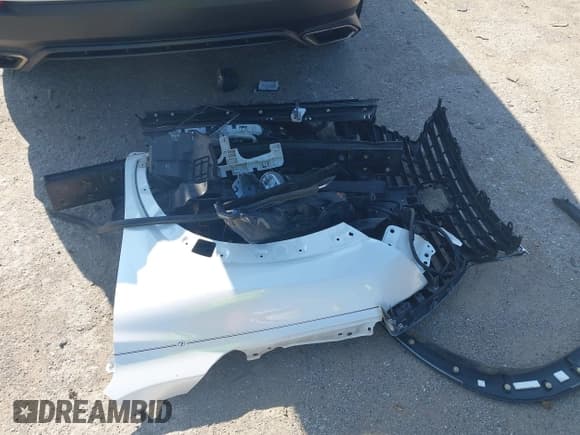 ✅ 2018 Lexus NX 300 • VIN: JTJBARBZ8J2168185 • Lot: 43508559. Listed on IAAI with 77,812 mi. Free auction sales archive from the USA and detailed vehicle history report at DreamBid. Image 12.