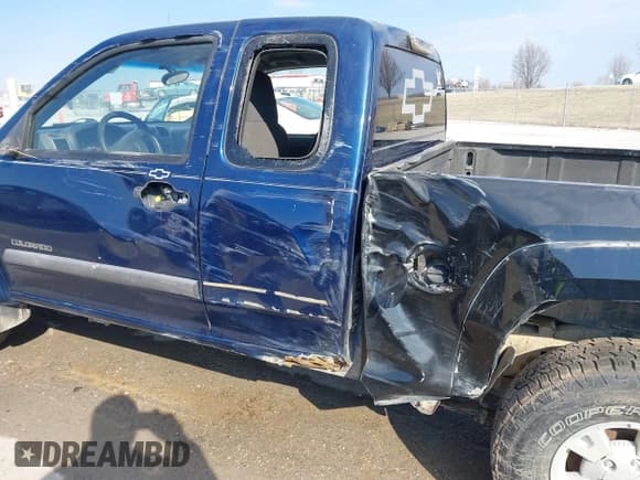 ✅ 2004 Chevrolet Colorado LS Z71 • VIN: 1GCDT196048188709 • Lot: 41685930. Listed on IAAI with 153,673 mi. Free auction sales archive from the USA and detailed vehicle history report at DreamBid. Image 6.