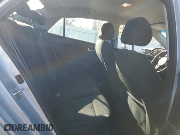 ✅ 2019 Kia Rio S • VIN: 3KPA24AB5KE160701 • Lot: 92602505. Wystawiony na Copart z przebiegiem 76 482 mil. Bezpłatny archiwum sprzedaży aukcyjnych z USA i szczegółowy raport historii pojazdu na DreamBid. Zdjęcie 10.