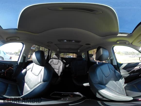 ✅ 2021 Kia Telluride SX • VIN: 5XYP5DHC0MG097366 • Lot: 43425344. Wystawiony na IAAI z przebiegiem 85 936 mil. Bezpłatny archiwum sprzedaży aukcyjnych z USA i szczegółowy raport historii pojazdu na DreamBid. Zdjęcie 19.