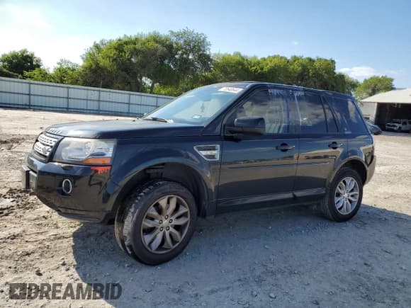 ✅ 2015 Land Rover LR2 HSE • VIN: SALFR2BG8FH429640 • Лот: 73540644. Опубликован ранее на Copart с пробегом 101 625 миль. Бесплатный доступ к архиву аукционных продаж из США и подробный отчёт об истории автомобиля на DreamBid. Изображение 1.