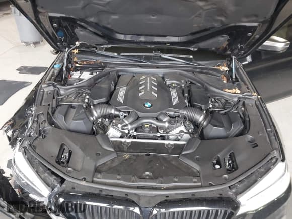 ✅ 2020 BMW 5 Series M550i xDrive • VIN: WBAJS7C00LBN96669 • Lot: 43788165. Listed on IAAI with 45,277 mi. Free auction sales archive from the USA and detailed vehicle history report at DreamBid. Image 10.