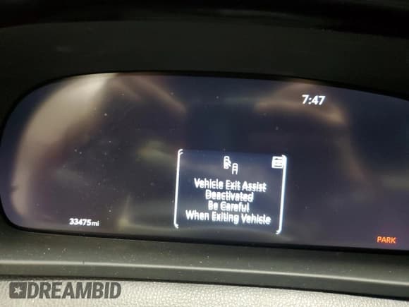 ✅ 2025 Toyota Crown XLE • VIN: JTDACAAJ3S3007535 • Lot: 92850935. Listed on Copart with 33,475 mi. Free auction sales archive from the USA and detailed vehicle history report at DreamBid. Image 9.