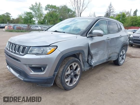 ✅ 2018 Jeep Compass Limited • VIN: 3C4NJDCB9JT267021 • Лот: 42270830. Опубликован ранее на IAAI с пробегом 82 437 миль. Бесплатный доступ к архиву аукционных продаж из США и подробный отчёт об истории автомобиля на DreamBid. Изображение 2.