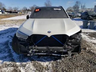 ✅ 2021 BMW X5 M • VIN: 5YMJU0C06M9F79298 • Lot: 87239704. Listed on Copart with 14,543 mi. Free auction sales archive from the USA and detailed vehicle history report at DreamBid. Image 5.