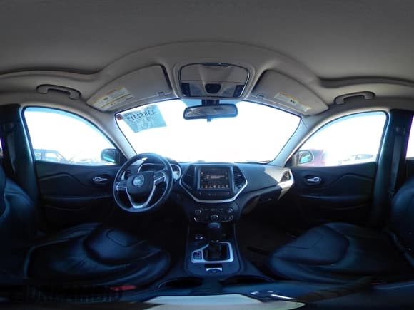 ✅ 2016 Jeep Cherokee Trailhawk • VIN: 1C4PJMBS7GW146632 • Lot: 43852317. Listed on IAAI with 96,866 mi. Free auction sales archive from the USA and detailed vehicle history report at DreamBid. Image 18.