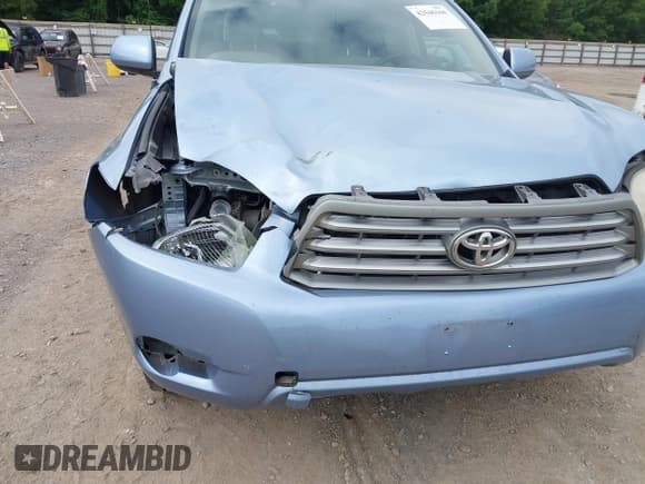 ✅ 2009 Toyota Highlander • VIN: JTEDA41A392004313 • Lot: 42546160. Wystawiony na IAAI z przebiegiem 240 694 mil. Bezpłatny archiwum sprzedaży aukcyjnych z USA i szczegółowy raport historii pojazdu na DreamBid. Zdjęcie 6.