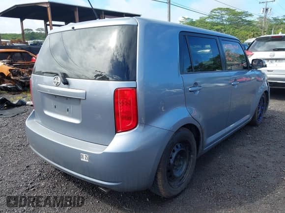 ✅ 2010 Scion xB • VIN: JTLZE4FE8A1104786 • Lot: 41324468. Wystawiony na IAAI z przebiegiem 160 605 mil. Bezpłatny archiwum sprzedaży aukcyjnych z USA i szczegółowy raport historii pojazdu na DreamBid. Zdjęcie 4.