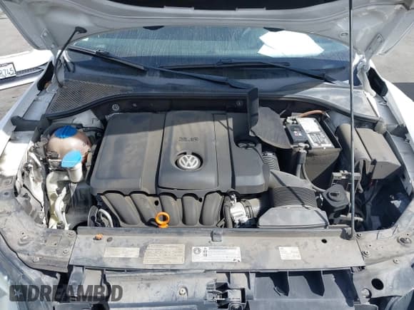 ✅ 2012 Volkswagen Passat S • VIN: 1VWAP7A39CC074793 • Lot: 41626730. Wystawiony na IAAI z przebiegiem 108 659 mil. Bezpłatny archiwum sprzedaży aukcyjnych z USA i szczegółowy raport historii pojazdu na DreamBid. Zdjęcie 10.