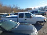 ✅ 2002 GMC Sierra 2500HD SLE • VIN: 1GTHC29152E111490 • Lot: 43653436. Listed on IAAI with 256,971 mi. Free auction sales archive from the USA and detailed vehicle history report at DreamBid. Image 13.