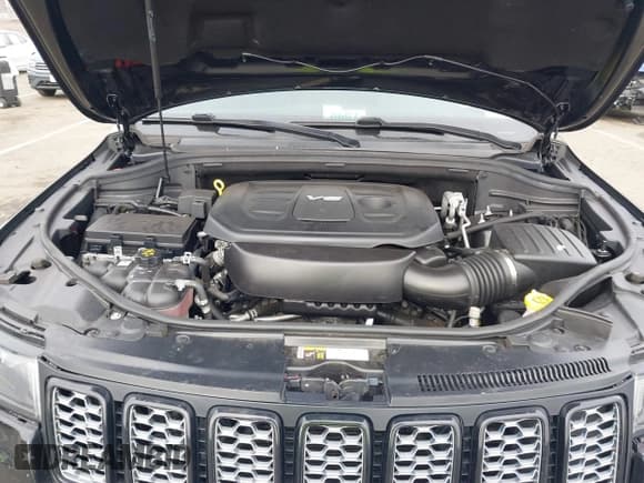 ✅ 2019 Jeep Grand Cherokee Upland • VIN: 1C4RJFAG4KC531609 • Lot: 41719305. Listed on IAAI with 58,058 mi. Free auction sales archive from the USA and detailed vehicle history report at DreamBid. Image 10.