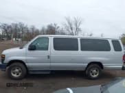 ✅ 2011 Ford Econoline Passenger XL • VIN: 1FBSS3BL4BDA30565 • Lot: 41718643. Wystawiony na IAAI z przebiegiem 230 184 mil. Bezpłatny archiwum sprzedaży aukcyjnych z USA i szczegółowy raport historii pojazdu na DreamBid. Zdjęcie 13.