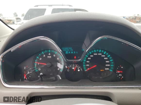 ✅ 2016 Chevrolet Traverse LS • VIN: 1GNKVFED4GJ143795 • Lot: 81003235. Wystawiony na Copart z przebiegiem 88 846 mil. Bezpłatny archiwum sprzedaży aukcyjnych z USA i szczegółowy raport historii pojazdu na DreamBid. Zdjęcie 9.