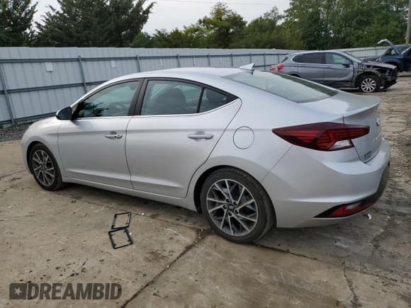 ✅ 2020 Hyundai Elantra SEL • VIN: 5NPD84LF2LH521228 • Lot: 80735595. Listed on Copart with 73,940 mi. Free auction sales archive from the USA and detailed vehicle history report at DreamBid. Image 2.