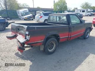 ✅ 1993 Chevrolet S-10 X96 • VIN: 1GCCS14Z2P8164321 • Лот: 42102617. Опубликован ранее на IAAI с пробегом 125 979 миль. Бесплатный доступ к архиву аукционных продаж из США и подробный отчёт об истории автомобиля на DreamBid. Изображение 4.