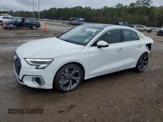 ✅ 2022 Audi A3 Premium Plus • VIN: WAUBUDGY0NA098249 • Лот: 88032825. Опубликован ранее на Copart с пробегом 44 166 миль. Бесплатный доступ к архиву аукционных продаж из США и подробный отчёт об истории автомобиля на DreamBid. Изображение 1.