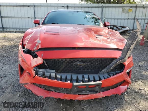 ✅ 2019 Ford Mustang GT • VIN: 1FA6P8CF8K5143021 • Lot: 89709035. Wystawiony na Copart z przebiegiem 72 056 mil. Bezpłatny archiwum sprzedaży aukcyjnych z USA i szczegółowy raport historii pojazdu na DreamBid. Zdjęcie 5.