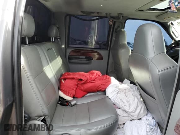 ✅ 2007 Ford F-350 XL • VIN: 1FTWW33PX7EB14653 • Лот: 49843005. Опубликован ранее на Copart с пробегом 231 008 миль. Бесплатный доступ к архиву аукционных продаж из США и подробный отчёт об истории автомобиля на DreamBid. Изображение 10.