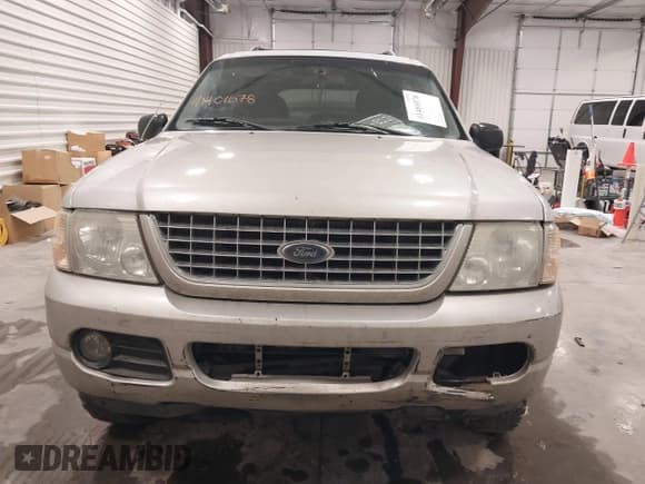 ✅ 2005 Ford Explorer XLT • VIN: 1FMZU63K75UA92666 • Lot: 41401078. Wystawiony na IAAI z przebiegiem 180 753 mil. Bezpłatny archiwum sprzedaży aukcyjnych z USA i szczegółowy raport historii pojazdu na DreamBid. Zdjęcie 12.