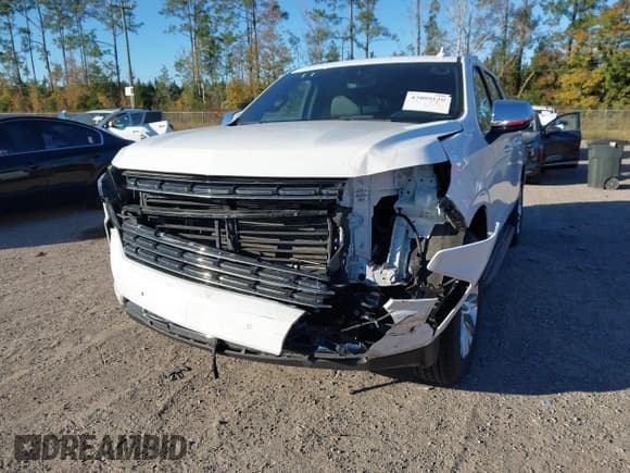 ✅ 2023 Chevrolet Suburban Premier • VIN: 1GNSCFKD8PR545380 • Lot: 43809120. Listed on IAAI with 54,109 mi. Free auction sales archive from the USA and detailed vehicle history report at DreamBid. Image 18.