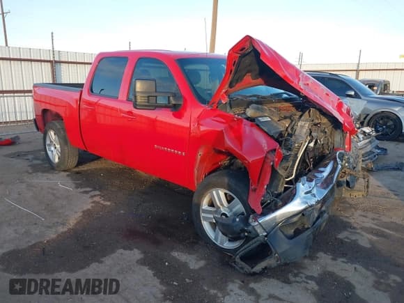 ✅ 2007 Chevrolet Silverado 1500 1LT • VIN: 3GCEC13J57G535161 • Lot: 41282921. Wystawiony na IAAI z przebiegiem Nie podano. Bezpłatny archiwum sprzedaży aukcyjnych z USA i szczegółowy raport historii pojazdu na DreamBid. Zdjęcie 1.