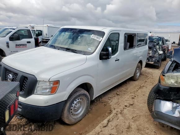 ✅ 2016 Nissan NV SV • VIN: 5BZAF0AA4GN852021 • Лот: 67019655. Опубликован ранее на Copart с пробегом 91 783 миль. Бесплатный доступ к архиву аукционных продаж из США и подробный отчёт об истории автомобиля на DreamBid. Изображение 1.