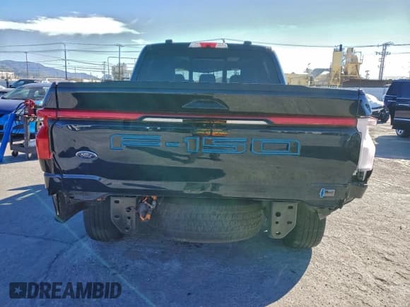 ✅ 2023 Ford F-150 Lightning Pro • VIN: 1FTVW1EV2PWG13534 • Лот: 95792705. Опубликован ранее на Copart с пробегом Не указан. Бесплатный доступ к архиву аукционных продаж из США и подробный отчёт об истории автомобиля на DreamBid. Изображение 6.